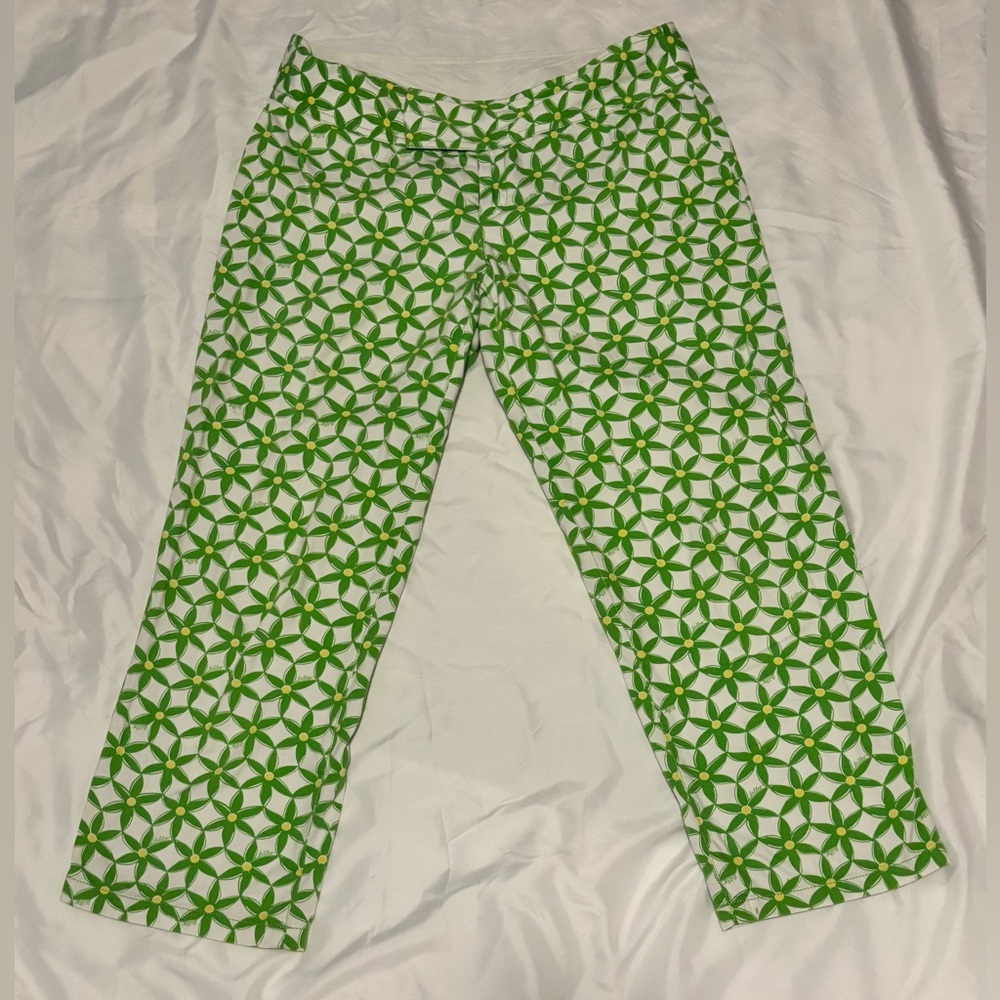 🌼 Lilly Pulitzer White Floral Cropped Pants – Size 8